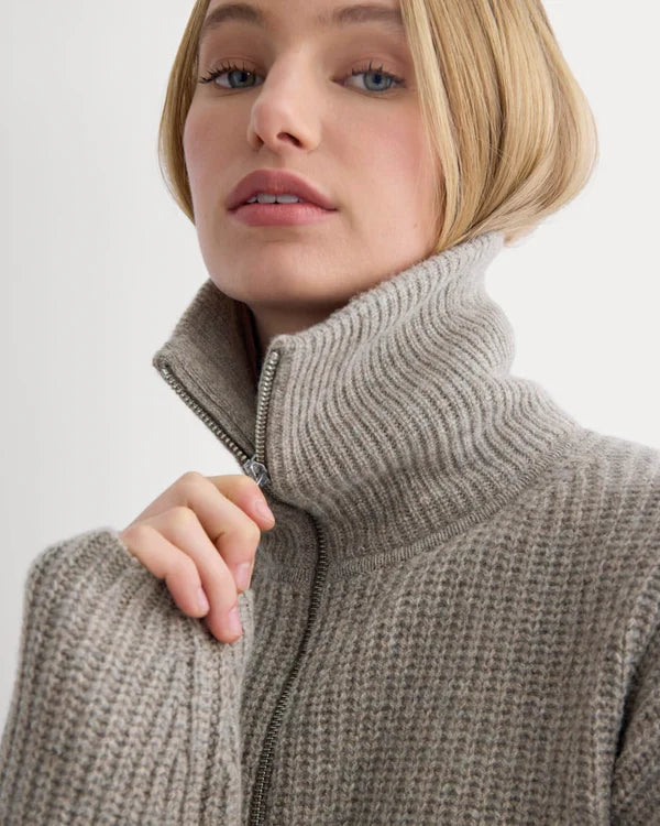 SERENOVAA  The Half-Zip Sweater in Luxe Merino